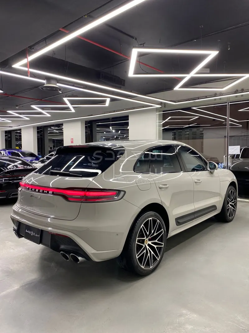 2024 بورش ماكان اس