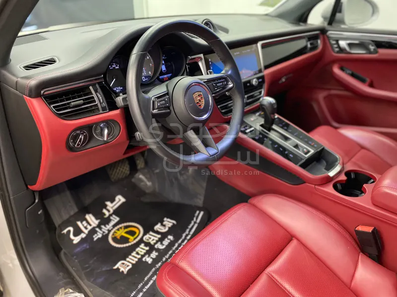 2024 بورش ماكان اس