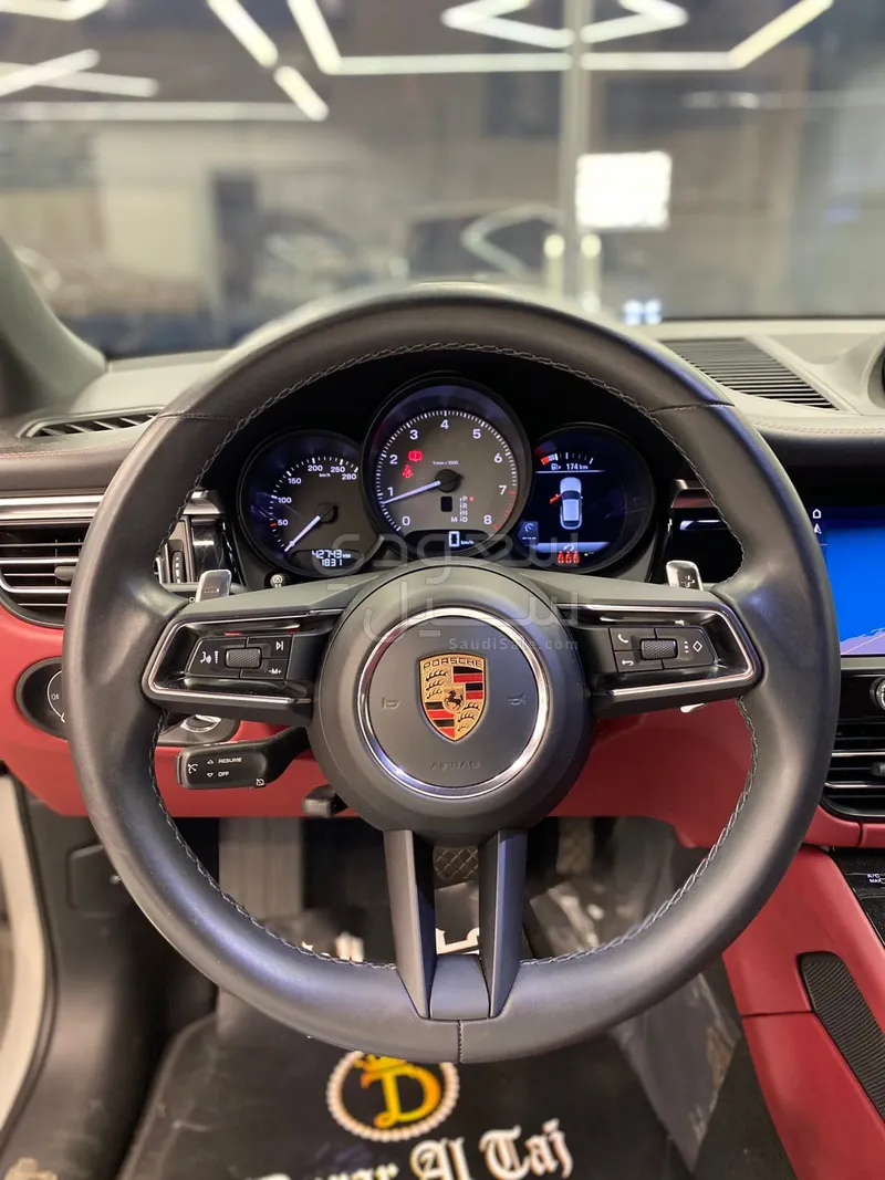 2024 بورش ماكان اس