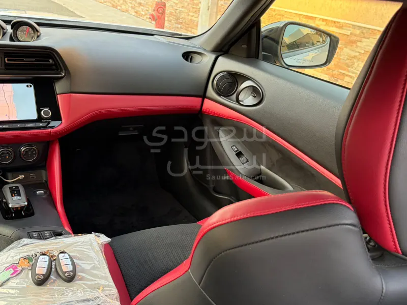 2023 نيسان زد 400