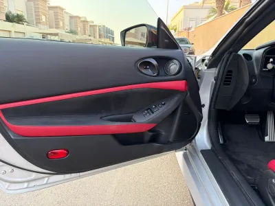 2023 نيسان زد 400