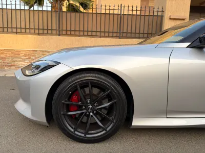 2023 نيسان زد 400