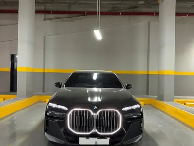 2024 بي ام دبليو الفئة السابعة 735أي