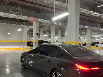 2024 بي ام دبليو الفئة السابعة 735أي