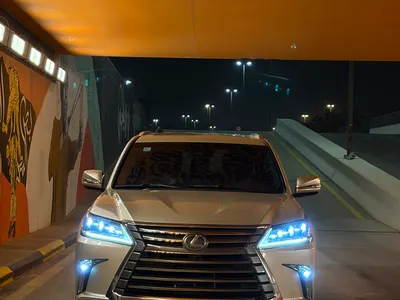 2017 لكزس إل إكس 570