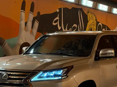 2017 لكزس إل إكس 570