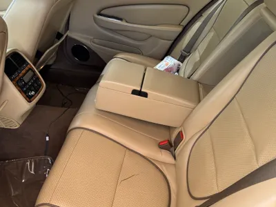 2009 جاكوار اكس جي