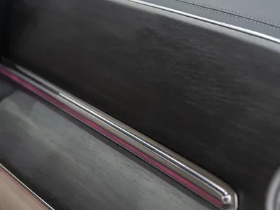 2025 مرسيدس - بنز في 300