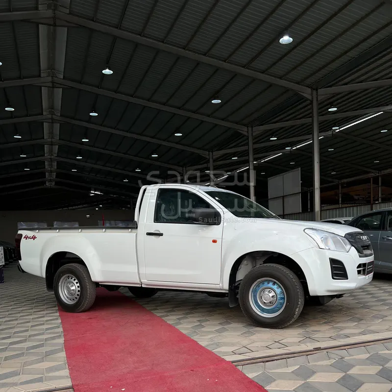 2024 ايسوزو بيكب غمارة