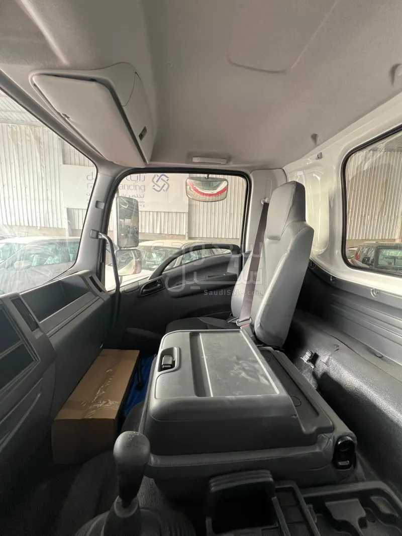 2025 ايسوزو دينا