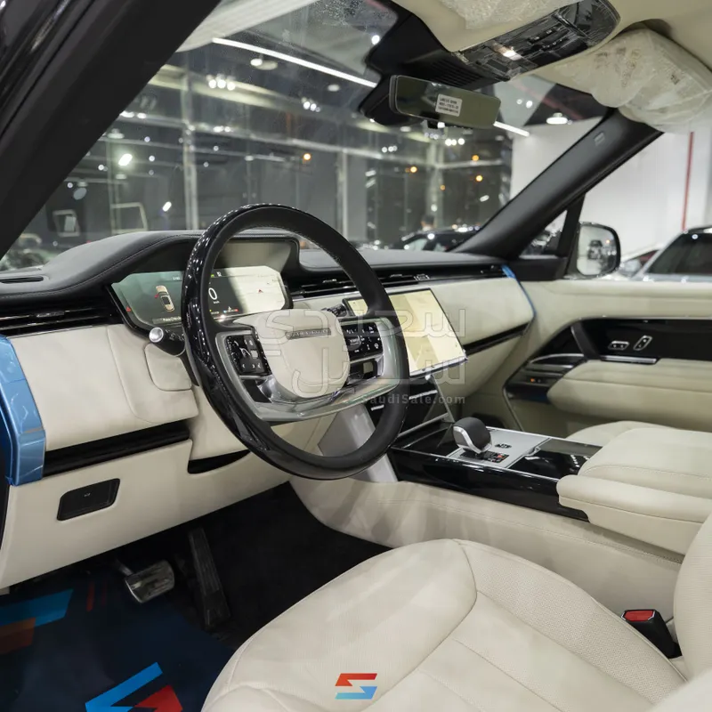 2026 لاند روفر رينج روفر اوتوبيوغرافي