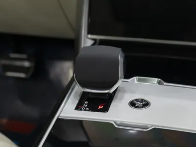 2026 لاند روفر رينج روفر اوتوبيوغرافي