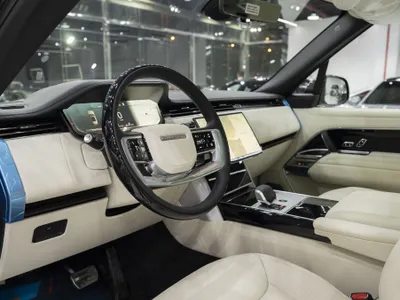 2026 لاند روفر رينج روفر اوتوبيوغرافي