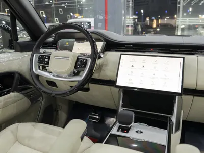 2026 لاند روفر رينج روفر اوتوبيوغرافي