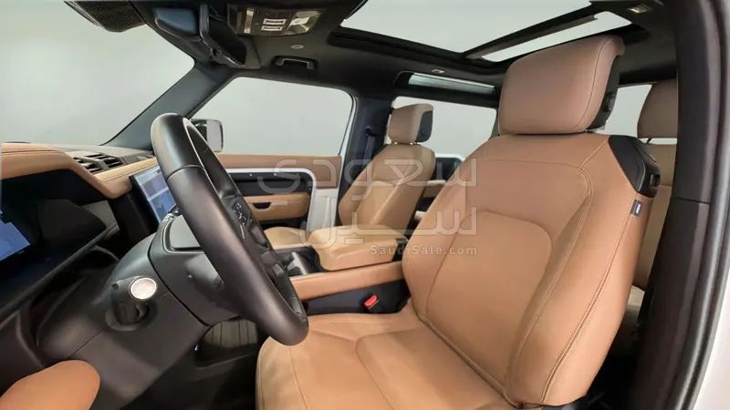 2025 لاند روفر ديفيندر 90