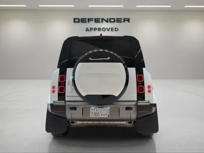 2025 لاند روفر ديفيندر 90