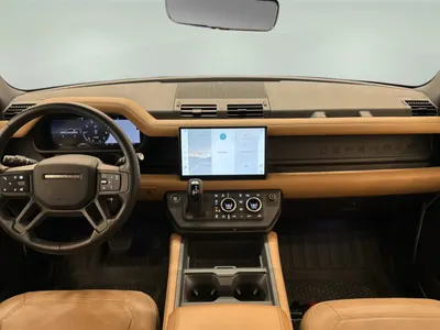 2025 لاند روفر ديفيندر 90