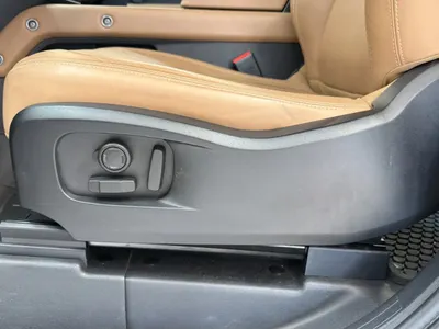 2025 لاند روفر ديفيندر 90