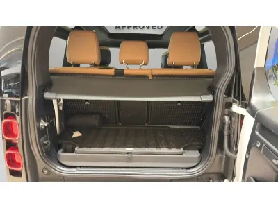 2025 لاند روفر ديفيندر 90