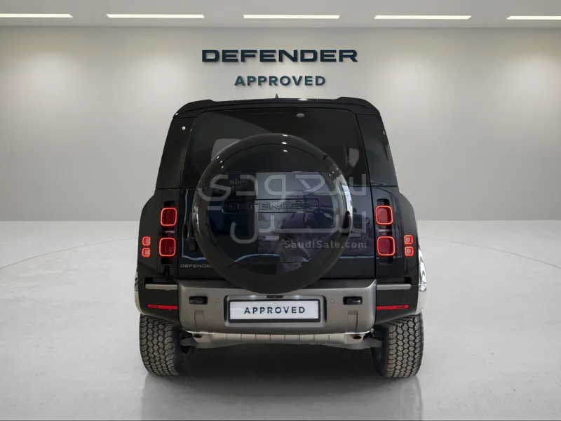 2025 لاند روفر ديفيندر 90
