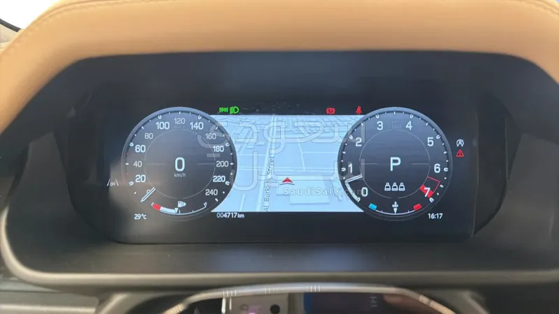 2026 لاند روفر ديفيندر اكس 110