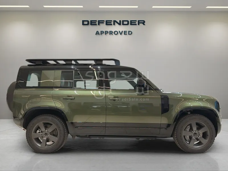 2026 لاند روفر ديفيندر اكس 110