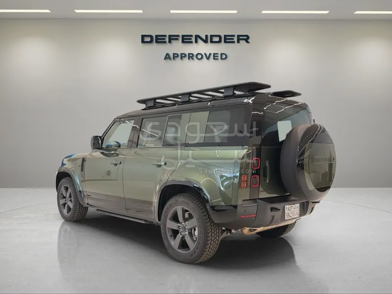 2026 لاند روفر ديفيندر اكس 110