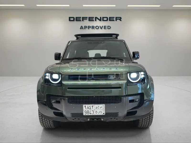 2026 لاند روفر ديفيندر اكس 110