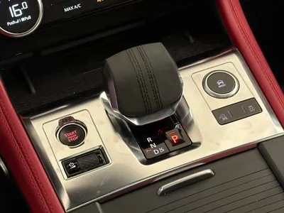 2024 جاكوار اف-بيس ار دايناميك