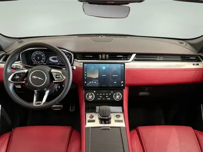 2024 جاكوار اف-بيس ار دايناميك