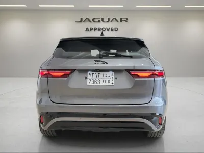 2024 جاكوار اف-بيس ار دايناميك