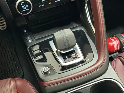 2024 جاكوار اي-بيس