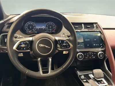 2024 جاكوار اي-بيس