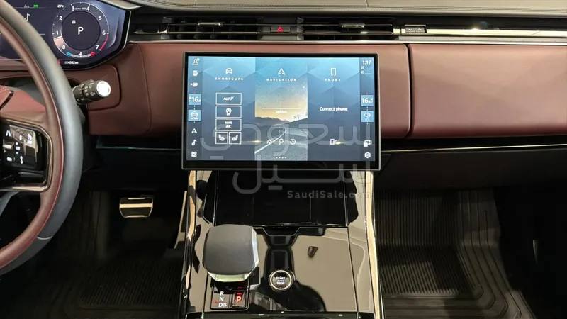 2025 لاند روفر رينج روفر سبورت اس اي