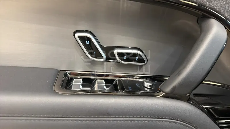 2025 لاند روفر رينج روفر سبورت اس اي