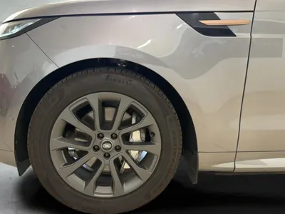 2025 لاند روفر رينج روفر سبورت اس اي