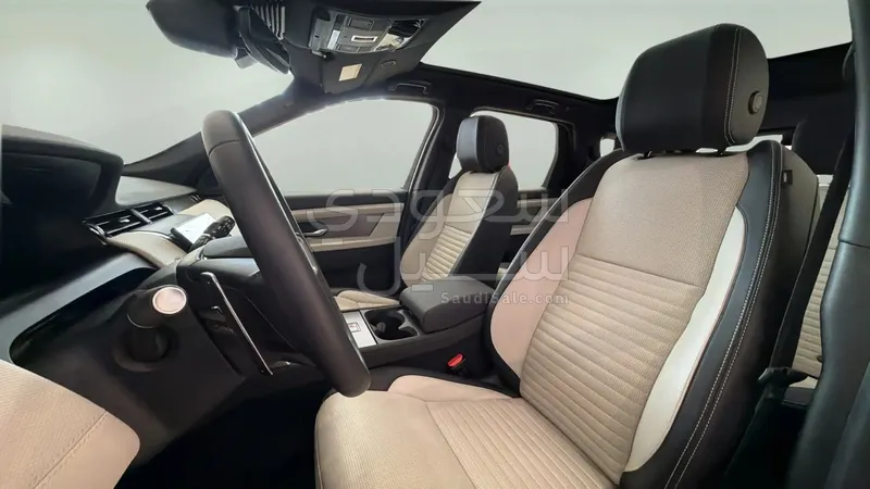 2025 لاند روفر ديسكفري سبورت