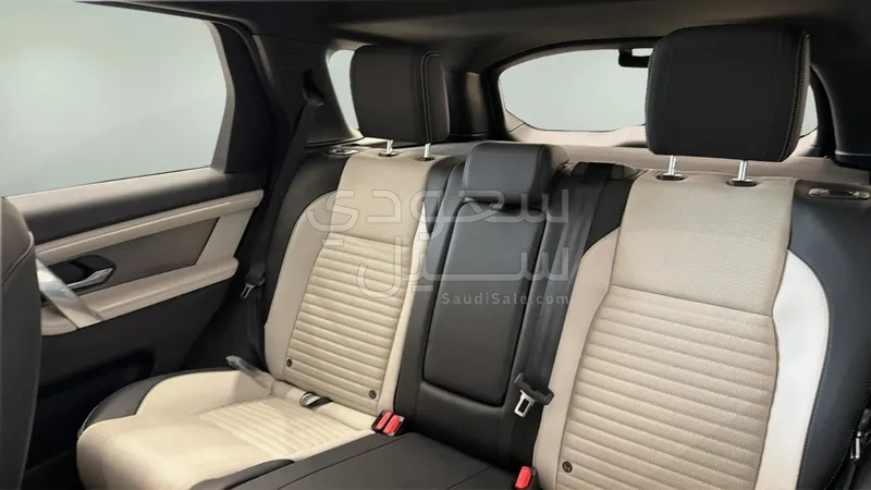 2025 لاند روفر ديسكفري سبورت