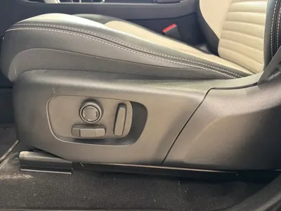 2025 لاند روفر ديسكفري سبورت