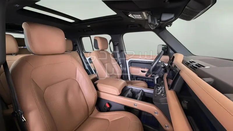 2025 لاند روفر ديفيندر 130 اكس