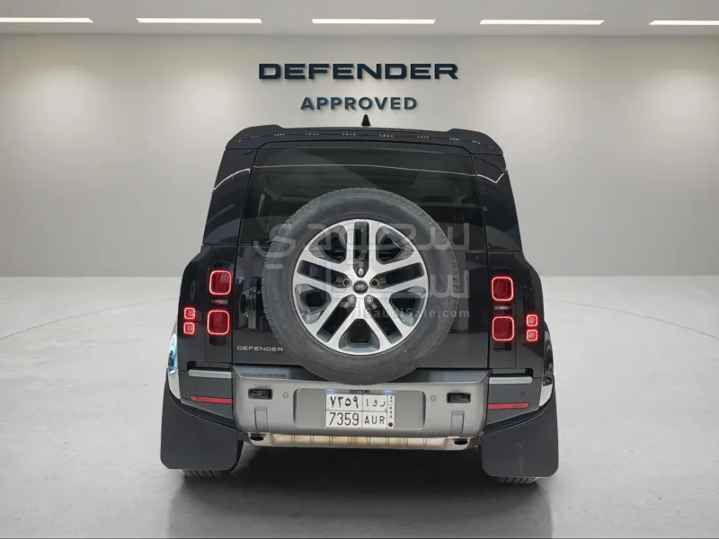 2025 لاند روفر ديفيندر اكس 110