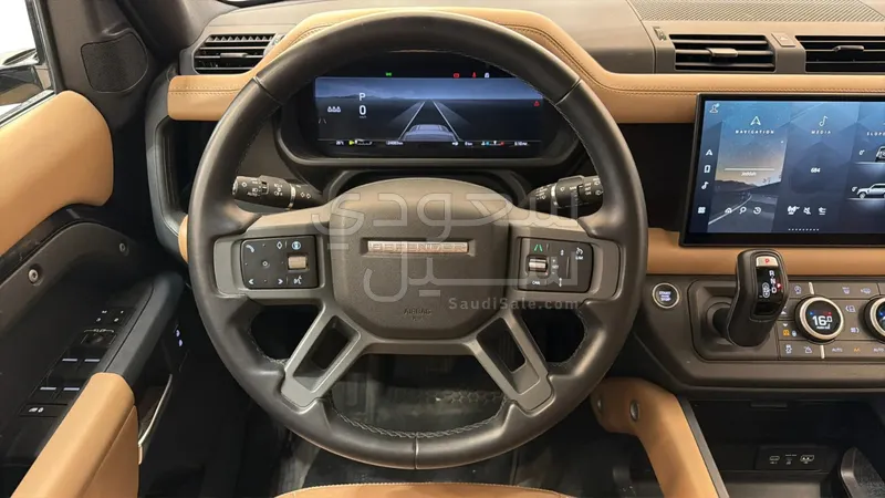 2025 لاند روفر ديفيندر اكس 110