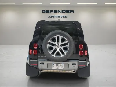 2025 لاند روفر ديفيندر اكس 110