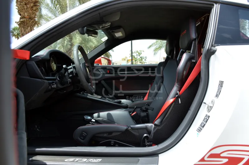 2023 بورش 911 جي تي 3 ار اس