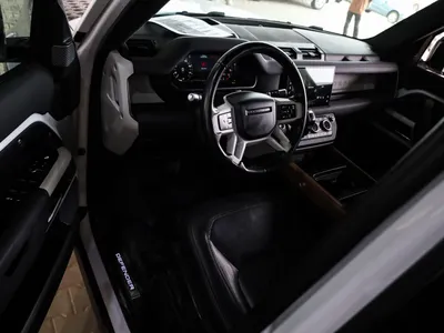 2022 لاند روفر ديفيندر اس اي