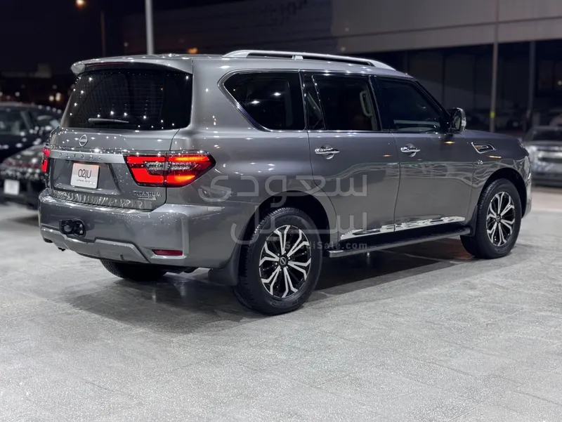 2024 نيسان باترول تيتانيوم