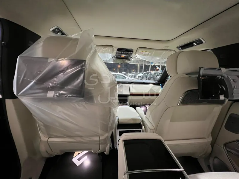 2026 لاند روفر رينج روفر اوتوبيوغرافي