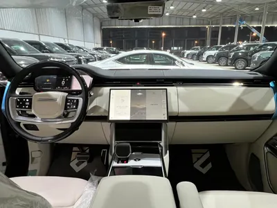 2026 لاند روفر رينج روفر اوتوبيوغرافي