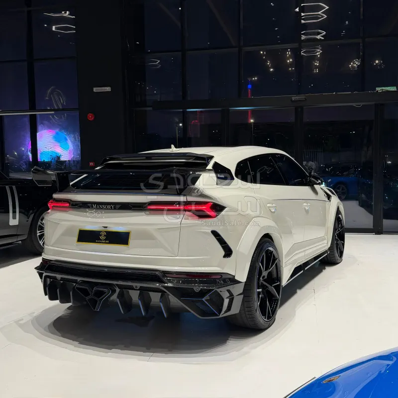 2021 لمبرجيني اوروس