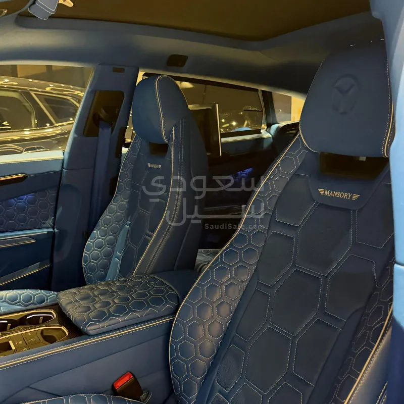 2021 لمبرجيني اوروس